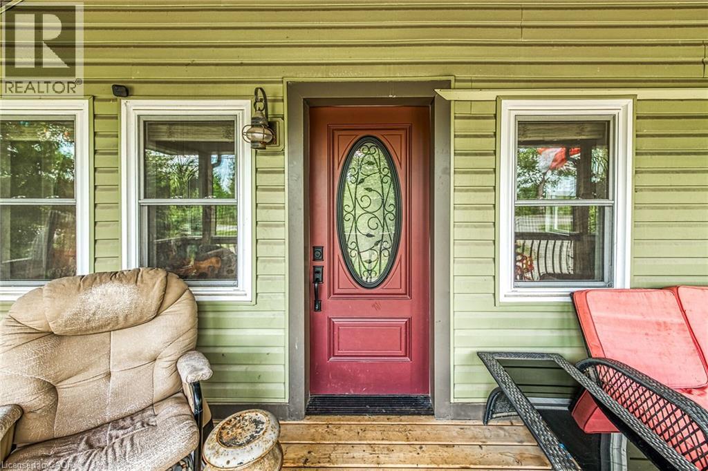 Photo 11 of 1435 Merrittville Highway, Welland ON