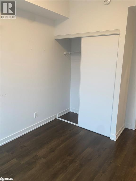 Photo 10 of 56 Lakeside Terrace Unit 703, Barrie ON