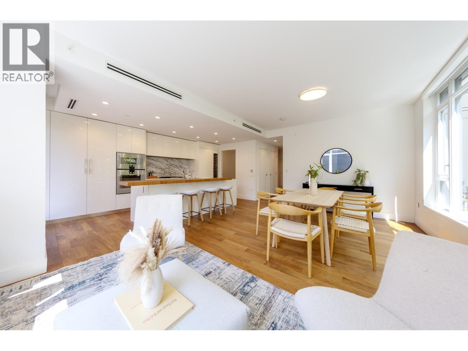 Photo 11 of 206 7428 Alberta Street, Vancouver BC