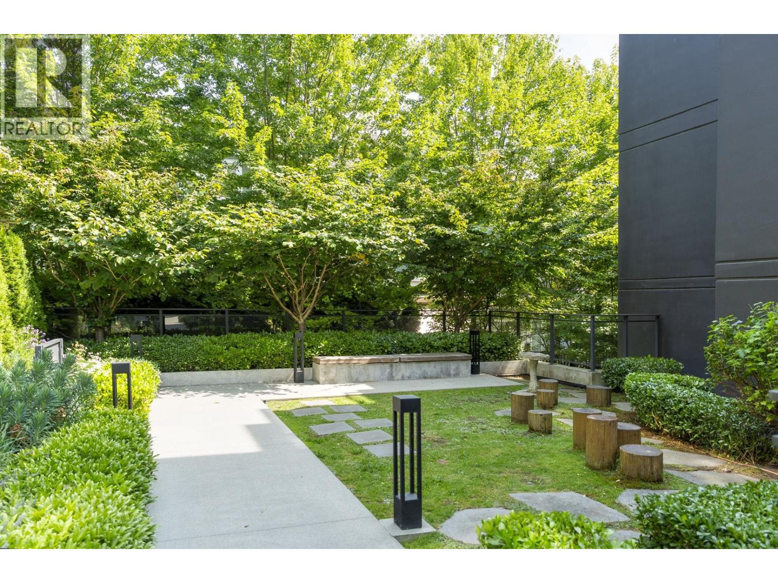 Photo 7 of 206 7428 Alberta Street, Vancouver BC