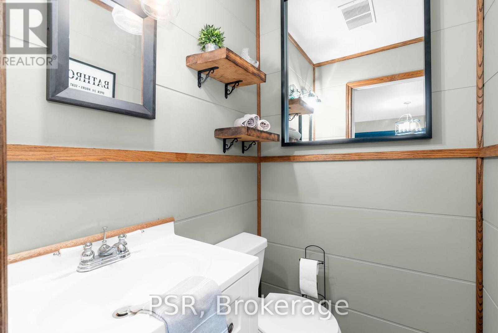 Photo 17 of 206 William Street, Clearview ON