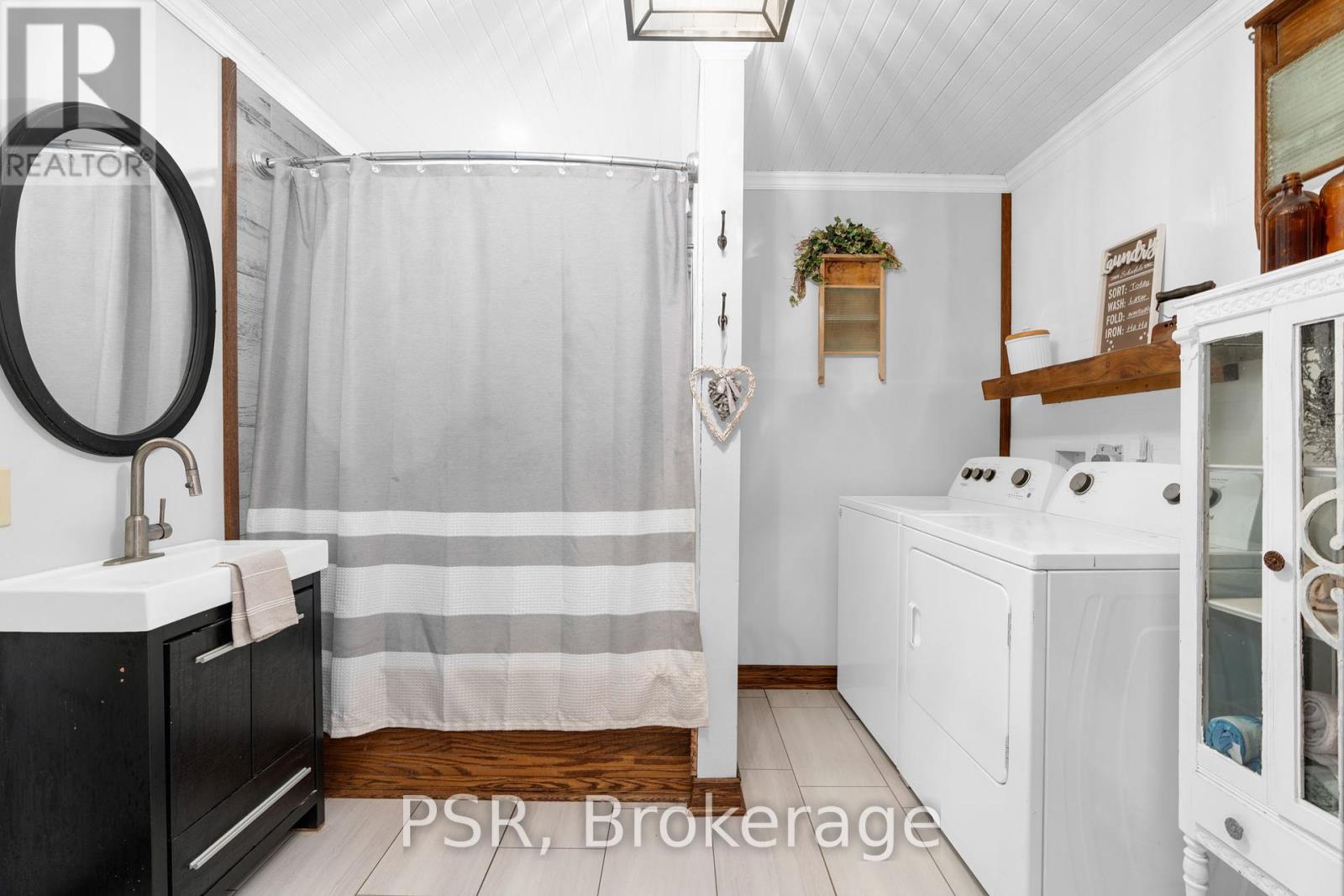 Photo 22 of 206 William Street, Clearview ON