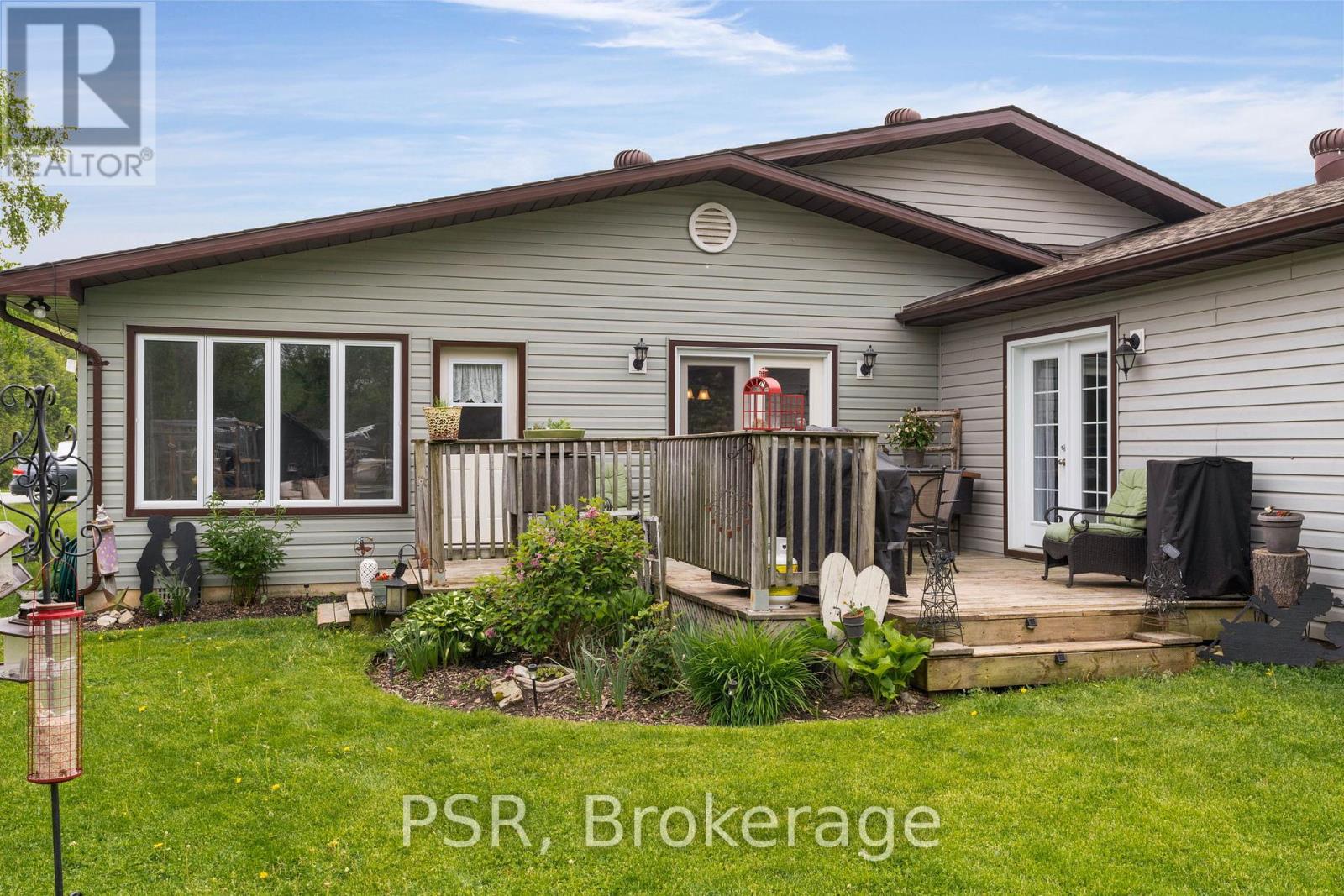 Photo 29 of 206 William Street, Clearview ON
