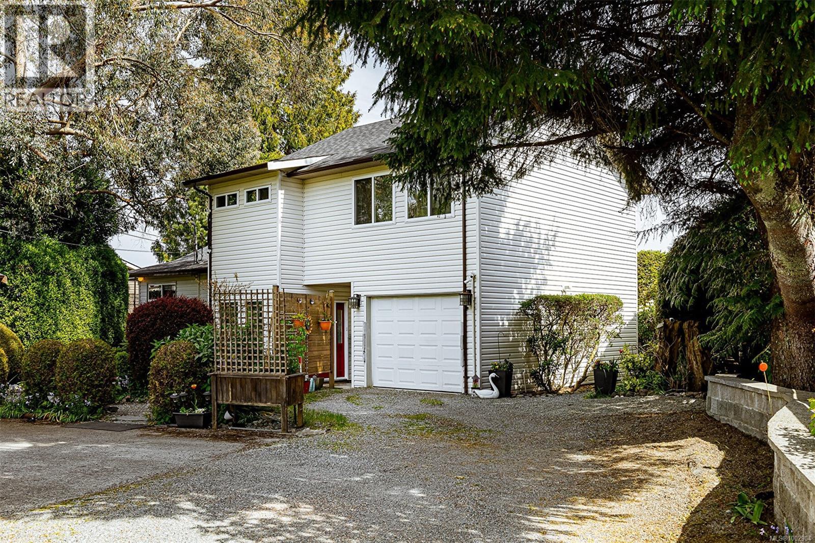 Photo 11 of 1937 Kaltasin Rd, Sooke BC