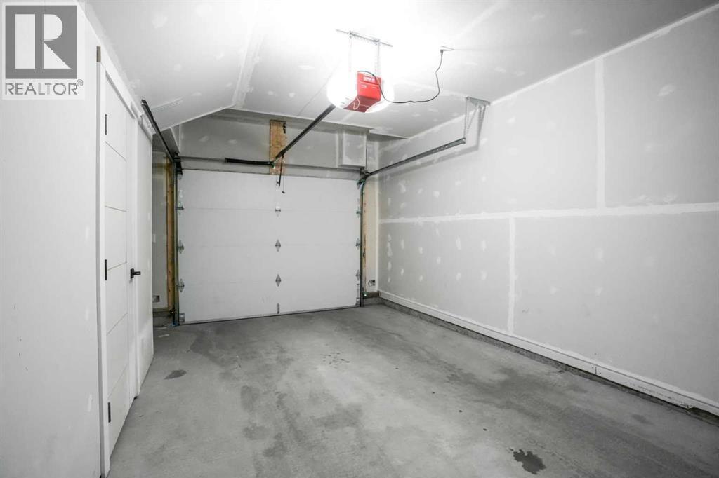 Single Family House for Sale in  Saddlepeace Crescent NE Saddle Ridge Calgary 