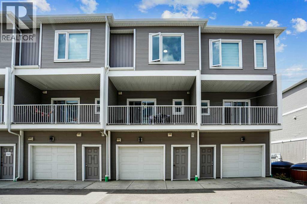 Single Family House for Sale in  Saddlepeace Crescent NE Saddle Ridge Calgary 