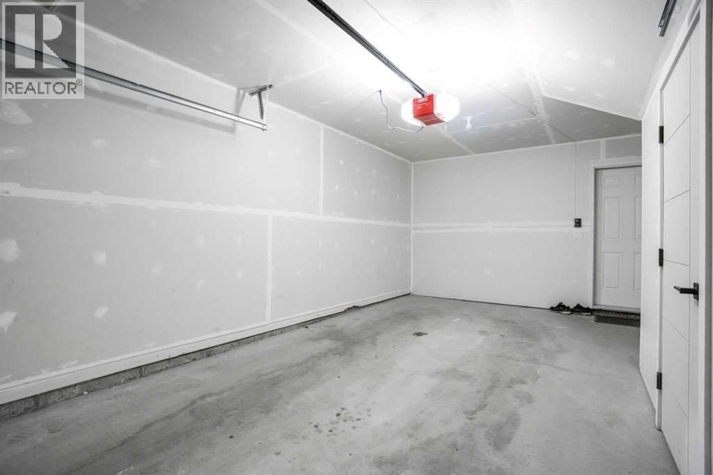 Single Family House for Sale in  Saddlepeace Crescent NE Saddle Ridge Calgary 