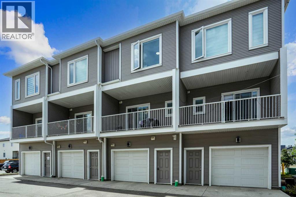 Single Family House for Sale in  Saddlepeace Crescent NE Saddle Ridge Calgary 