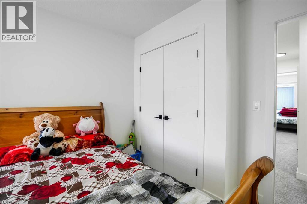 Single Family House for Sale in  Saddlepeace Crescent NE Saddle Ridge Calgary 