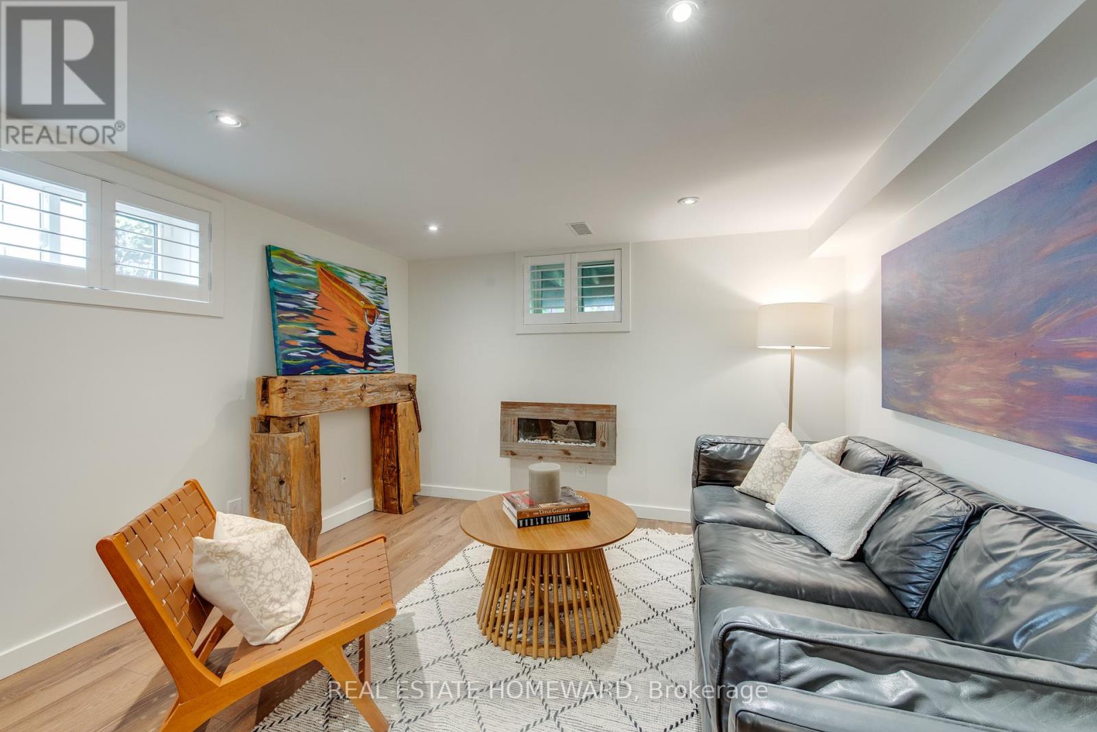 Photo 32 of 52 Harewood Avenue, Toronto ON