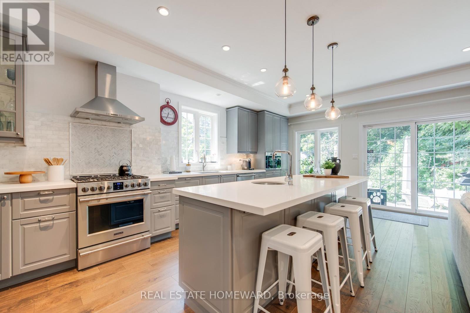 Photo 6 of 52 Harewood Avenue, Toronto ON