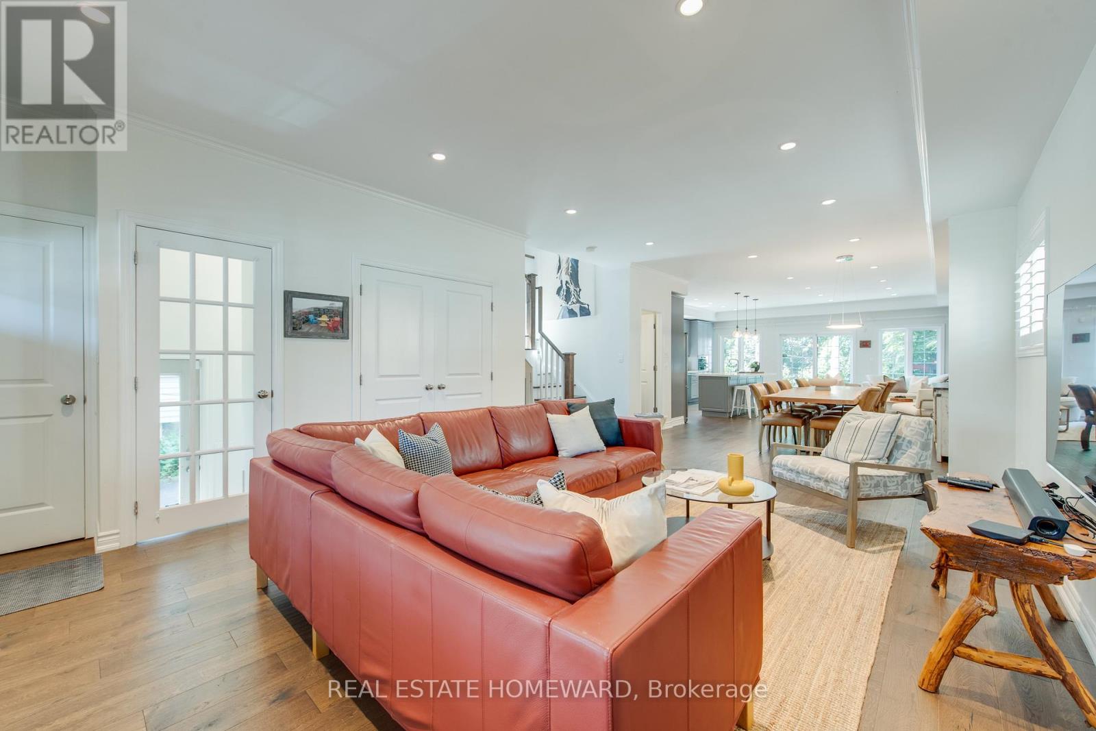 Photo 7 of 52 Harewood Avenue, Toronto ON