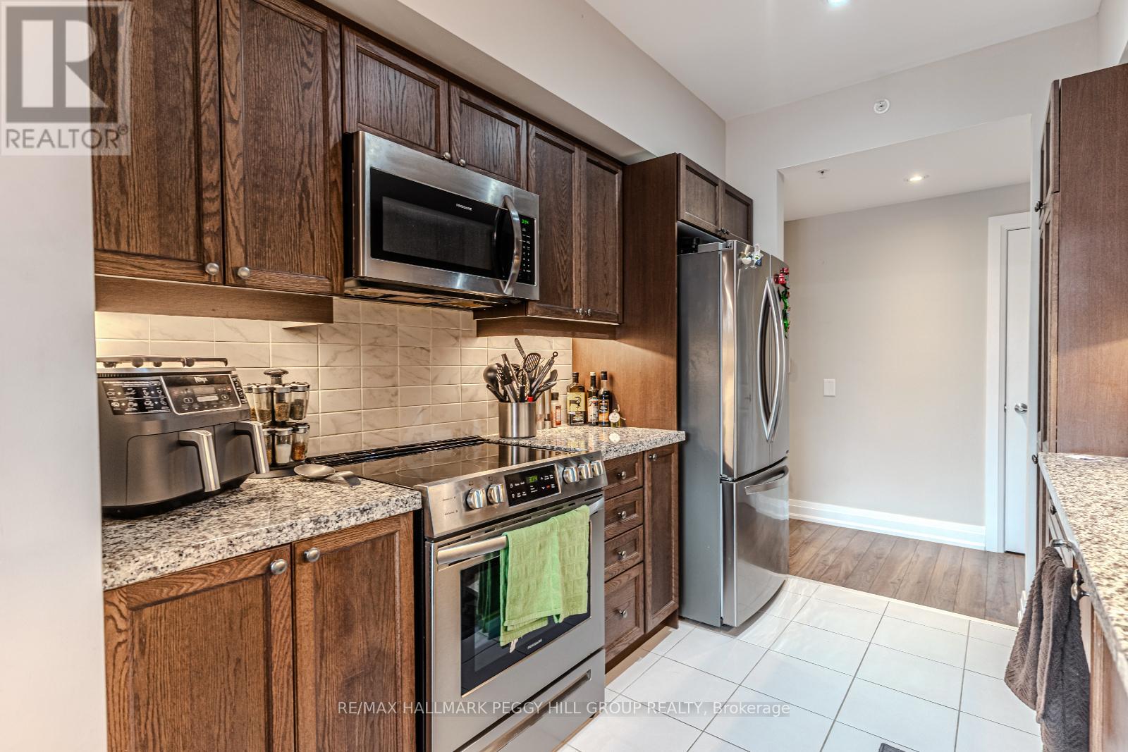 Photo 1 of 501 302 Essa Road, Barrie ON