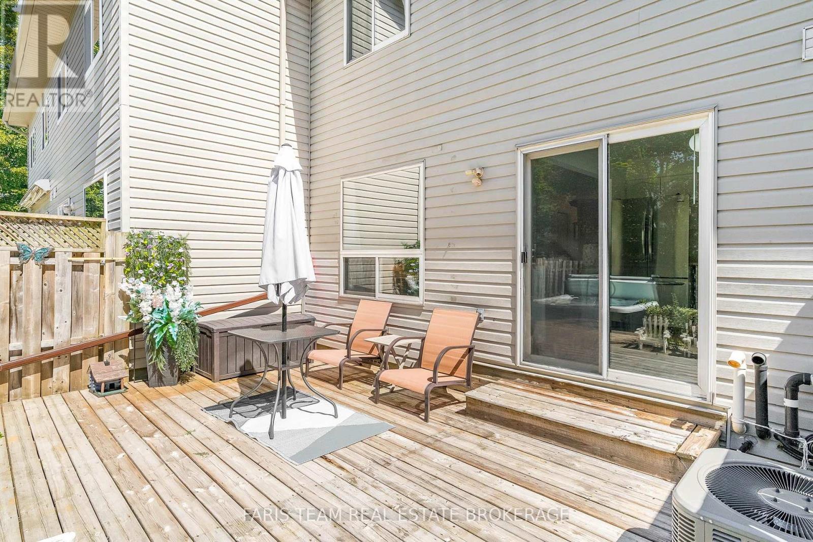 Photo 9 of 371 Millard Street, Orillia ON