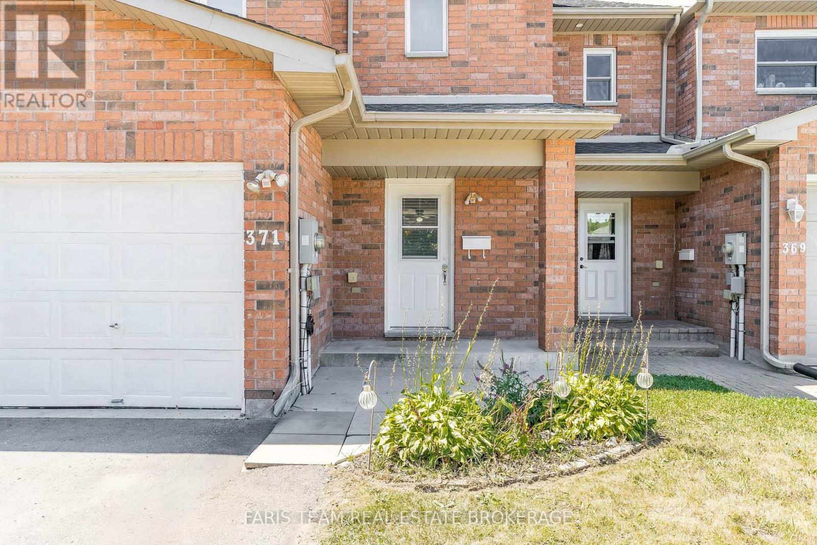 Photo 10 of 371 Millard Street, Orillia ON
