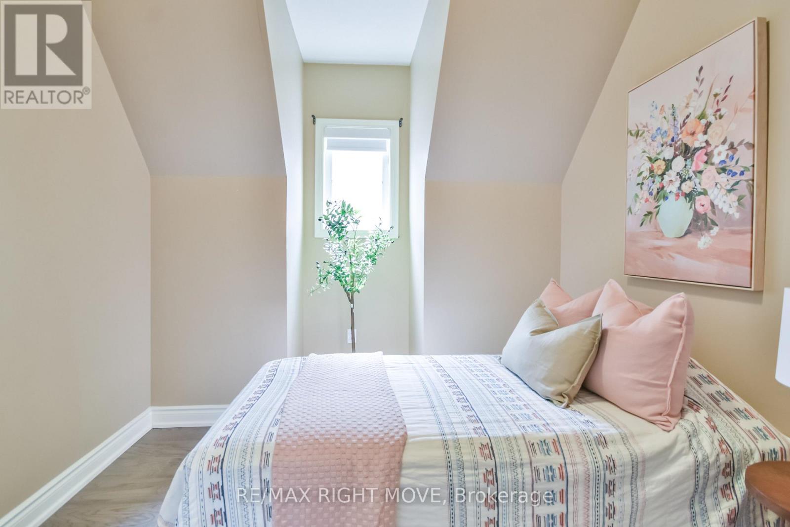 Photo 38 of 28 10 Invermara Court, Orillia ON