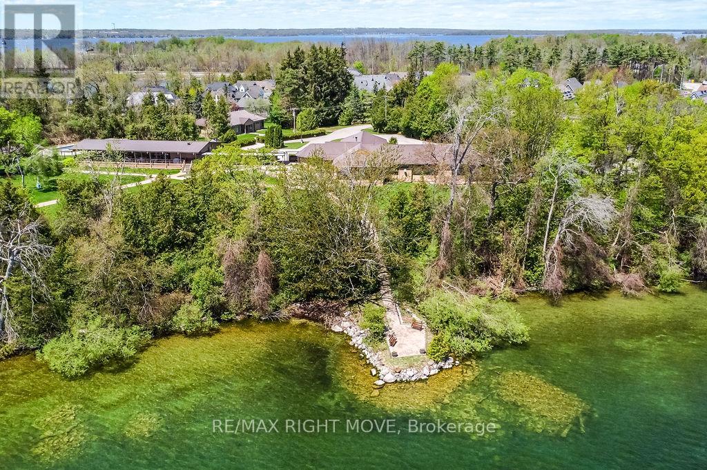 Photo 17 of 28 10 Invermara Court, Orillia ON
