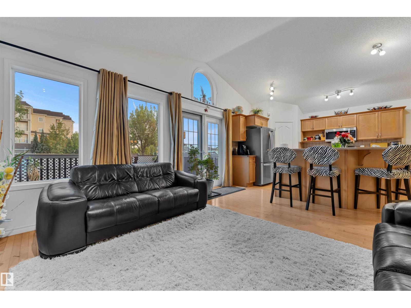 Photo 43 of 3139 24 Av Nw, Edmonton AB