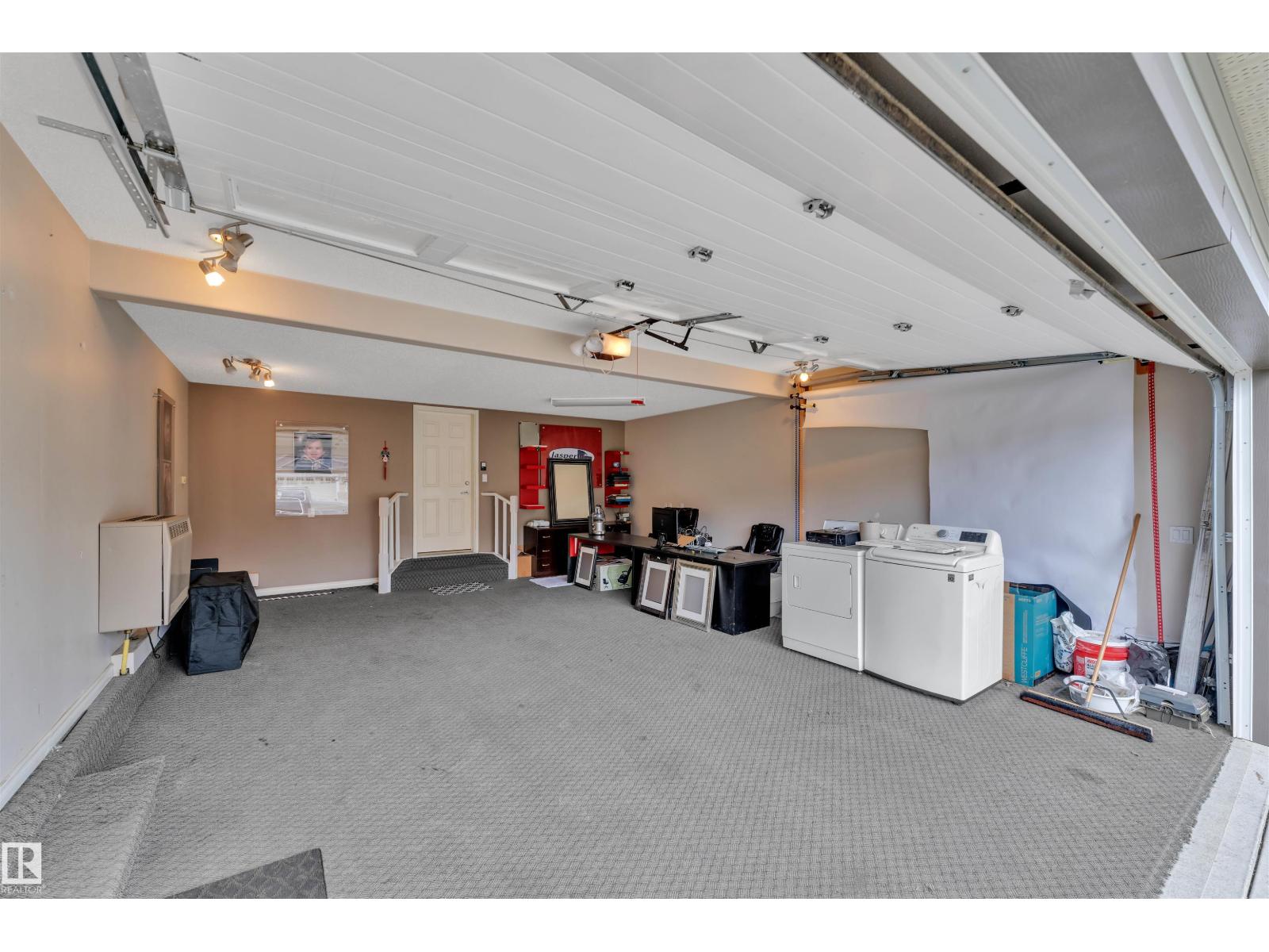 Photo 47 of 3139 24 Av Nw, Edmonton AB