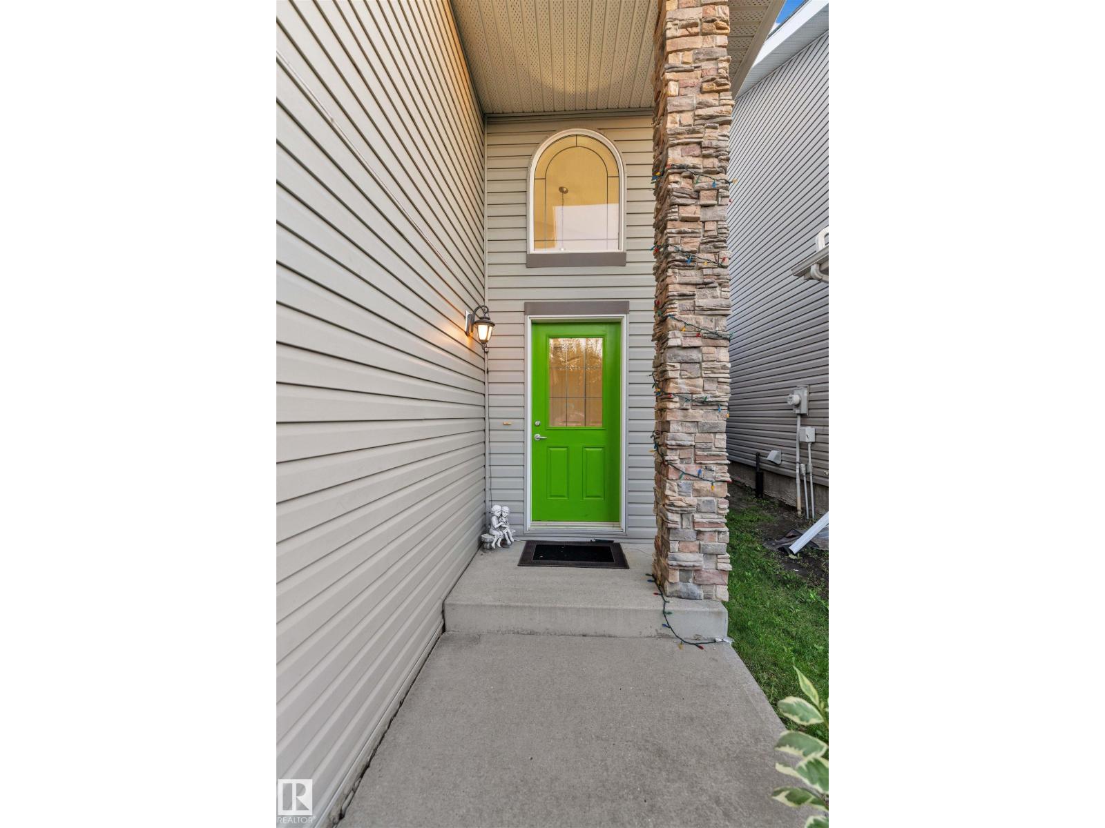 Photo 42 of 3139 24 Av Nw, Edmonton AB