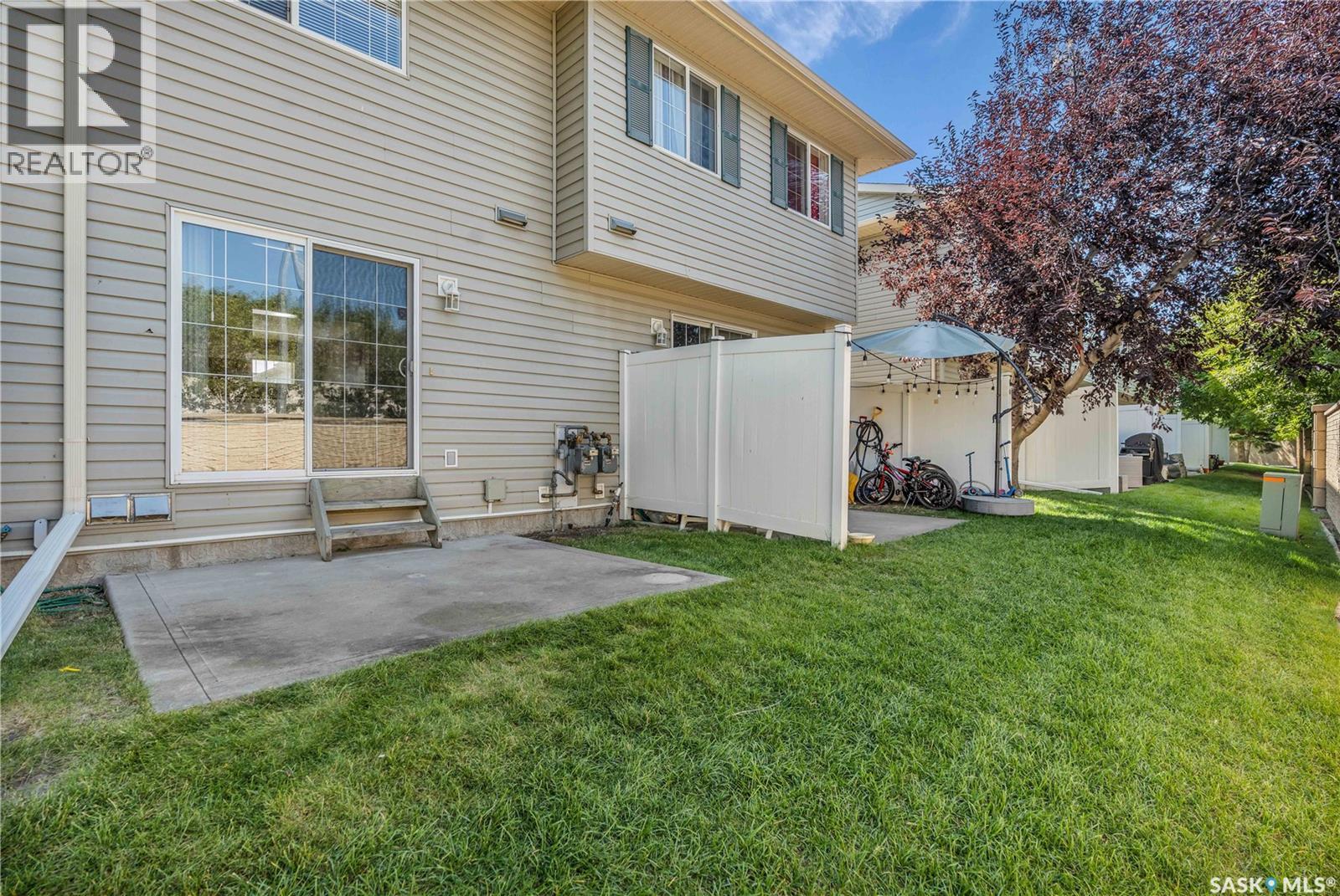 Photo 5 of 2748 Cranbourn Crescent, Regina SK