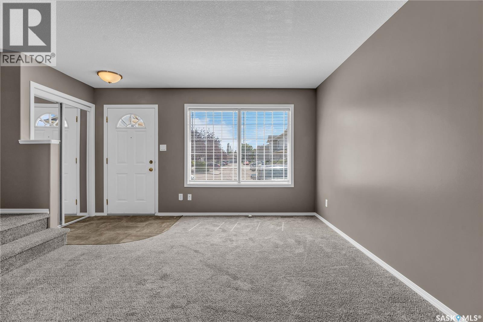 Photo 15 of 2748 Cranbourn Crescent, Regina SK