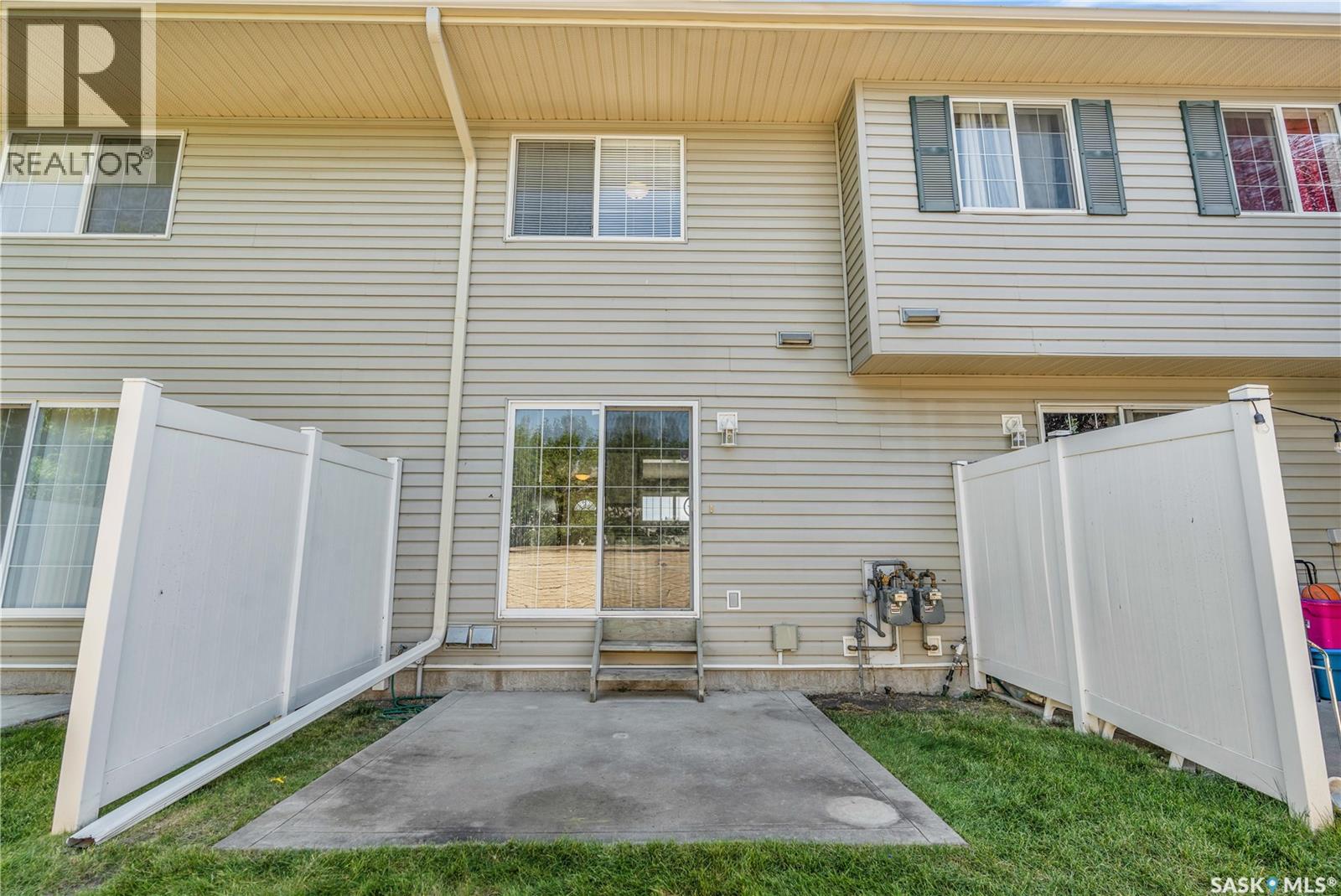 Photo 13 of 2748 Cranbourn Crescent, Regina SK