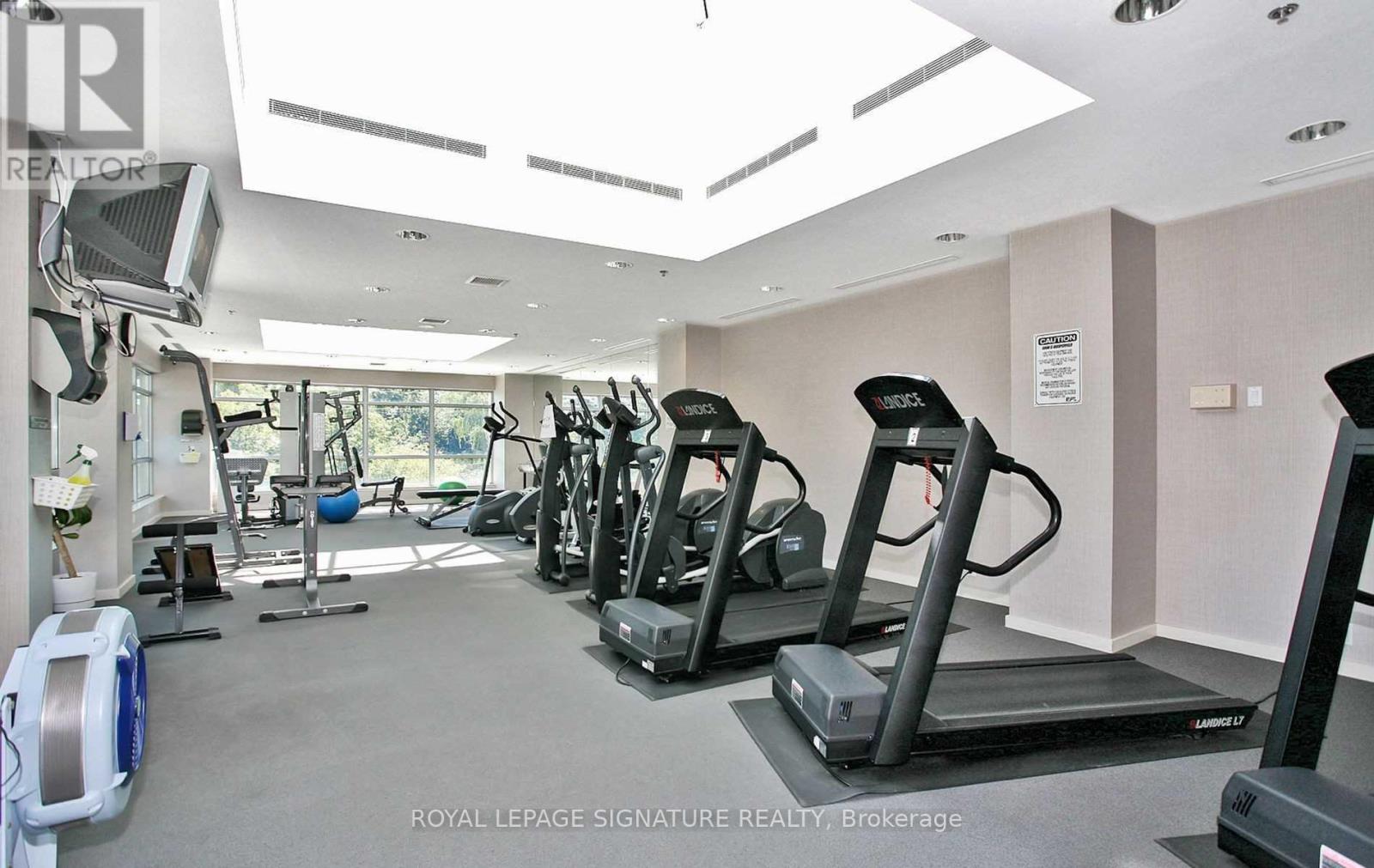 Photo 6 of 1605 1 Elm Drive W, Mississauga ON