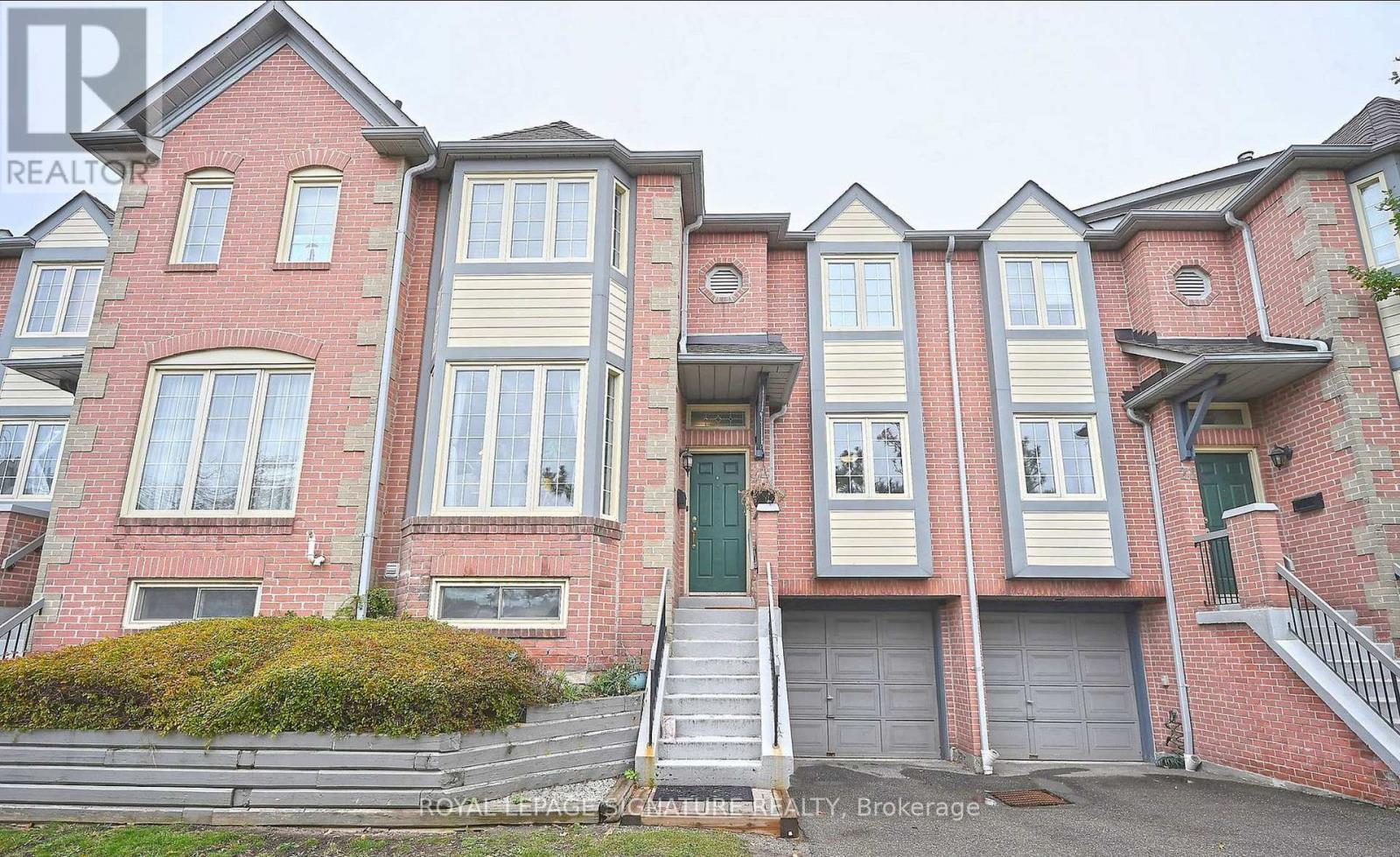 Photo 10 of 22 6859 Edenwood Drive, Mississauga ON