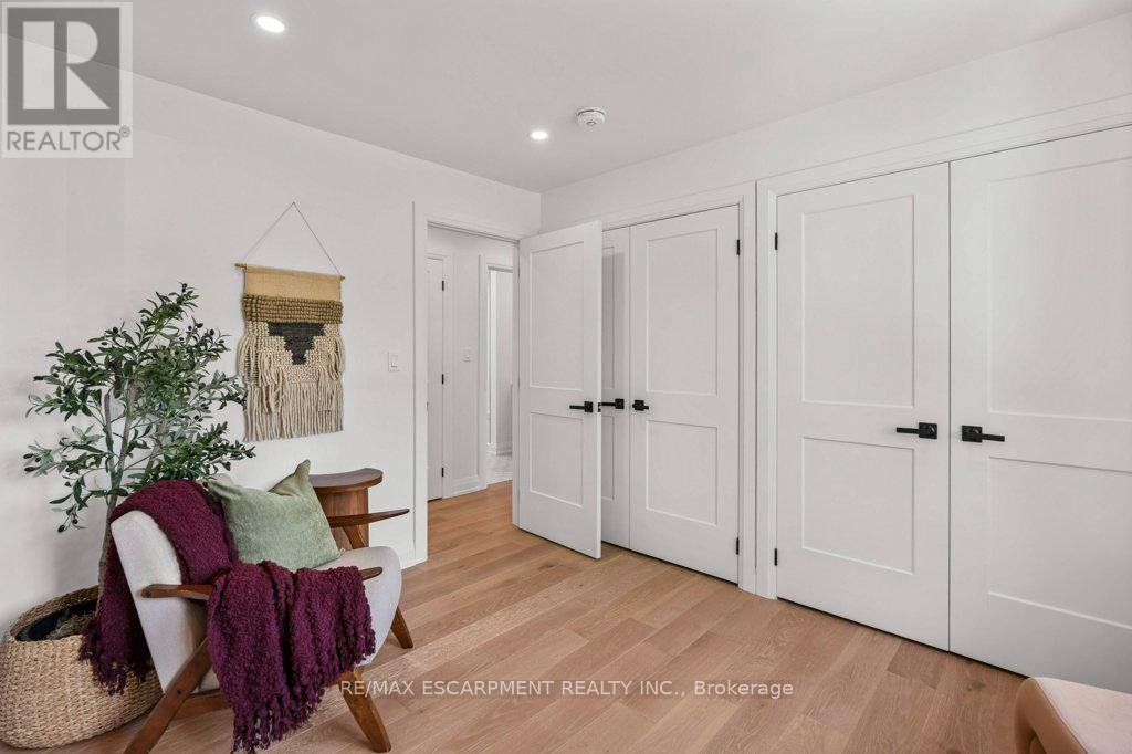 Photo 23 of 877 Condor Drive, Burlington ON