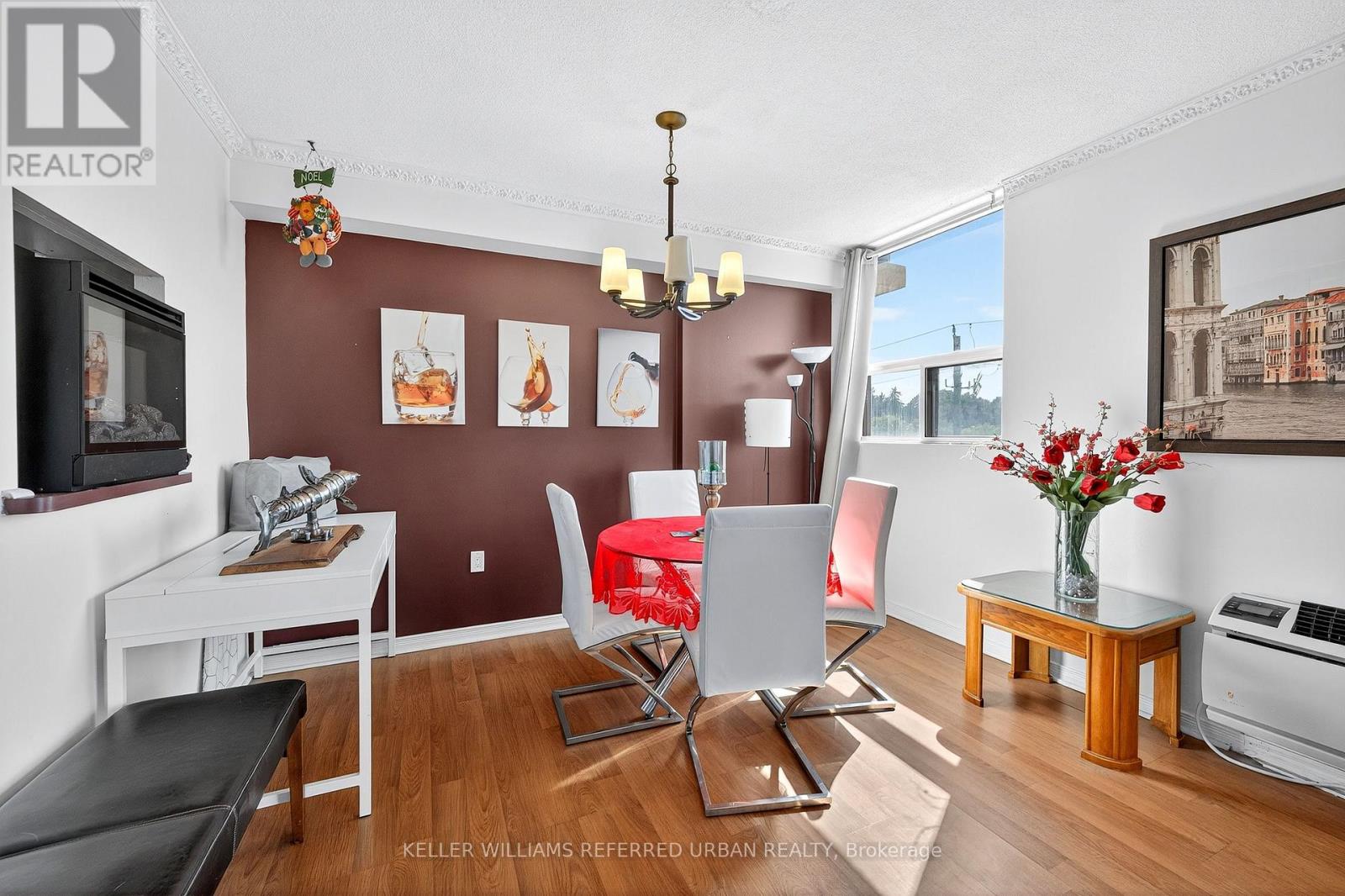 Photo 9 of 401 1881 Jane Street, Toronto ON