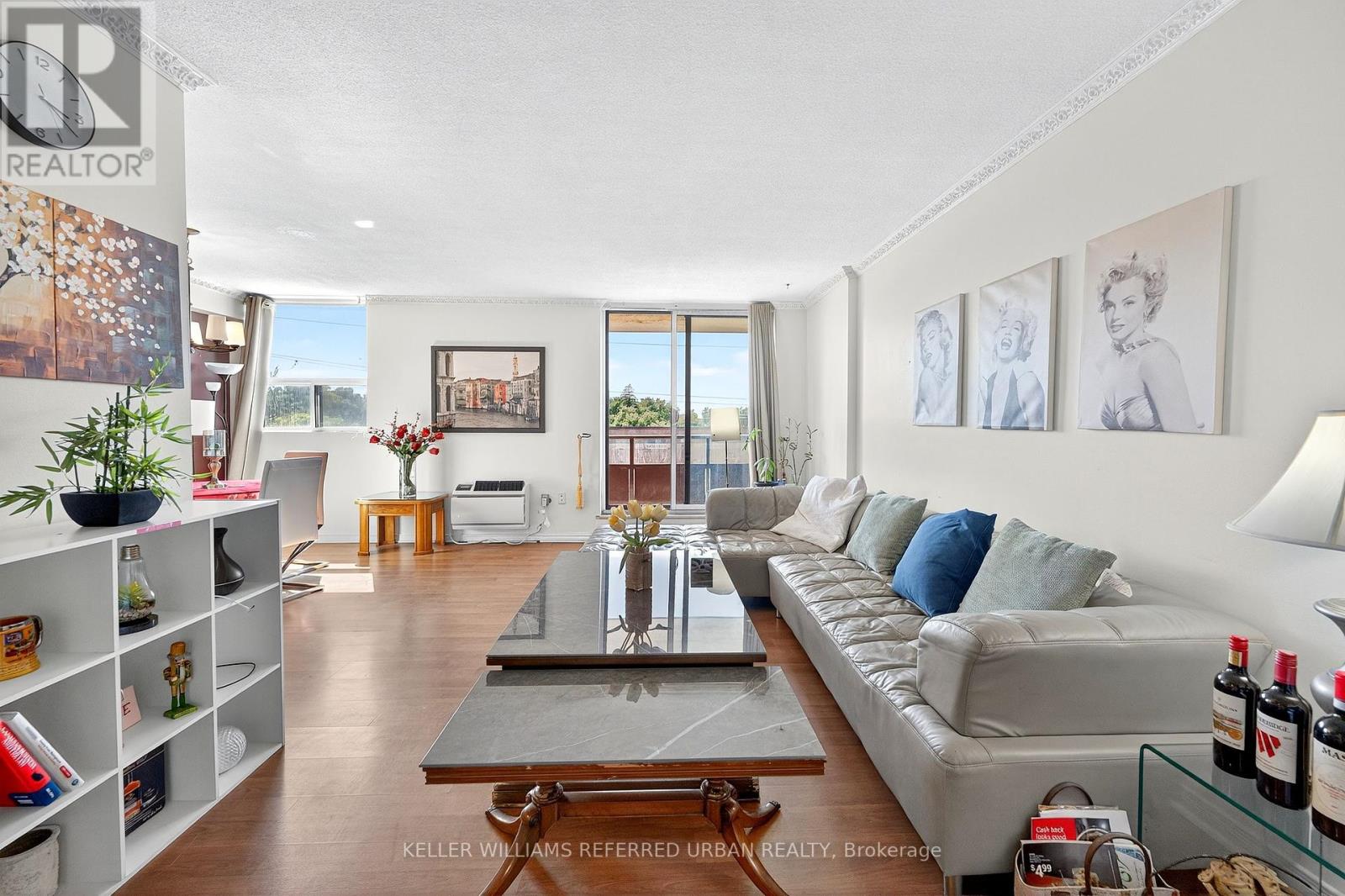 Photo 13 of 401 1881 Jane Street, Toronto ON