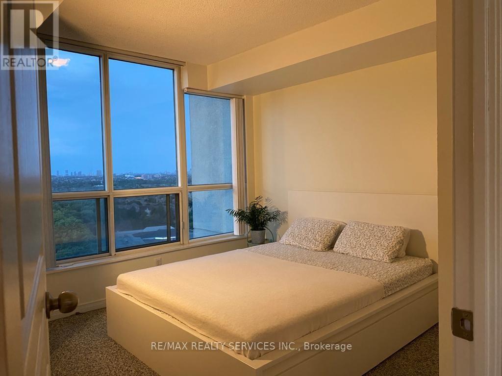 Photo 8 of 1610 2545 Erin Centre Boulevard, Mississauga ON