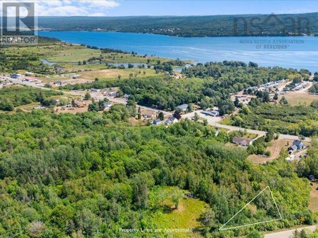 Property 19 of 24 of Haul Road