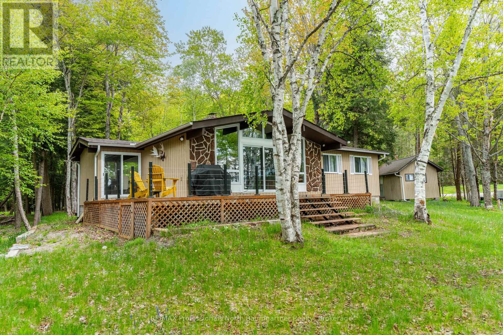 Photo 2 of 1088 Gravel Pit Drive, Minden Hills ON