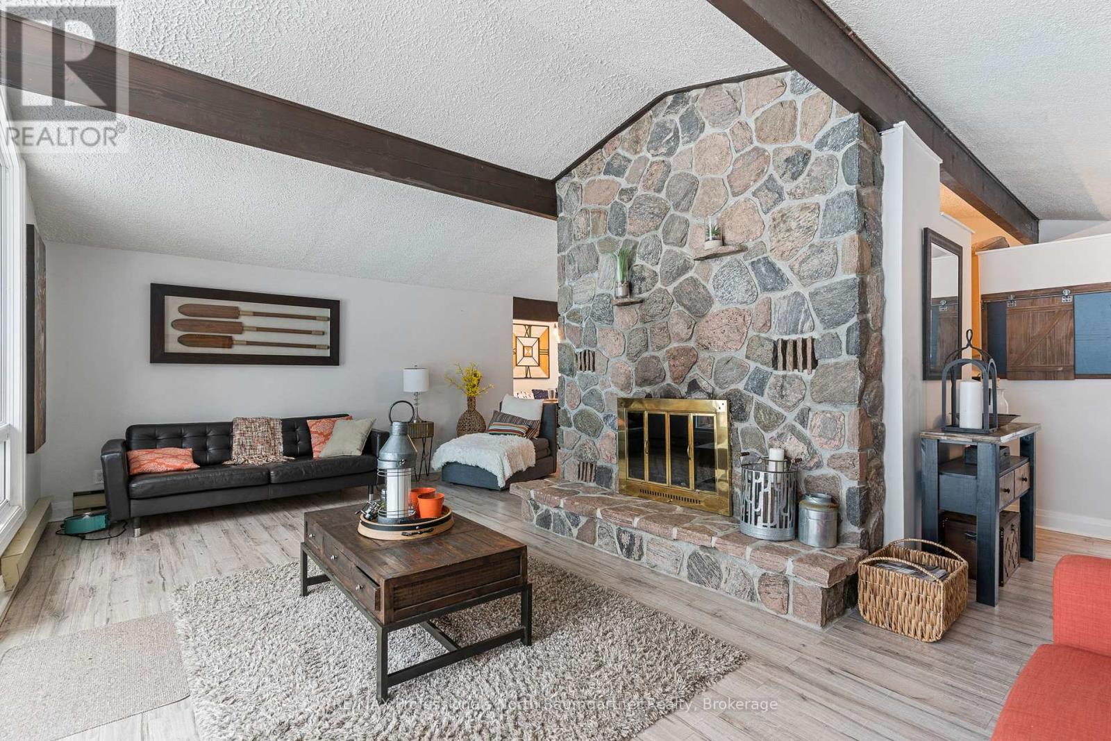 Photo 18 of 1088 Gravel Pit Drive, Minden Hills ON
