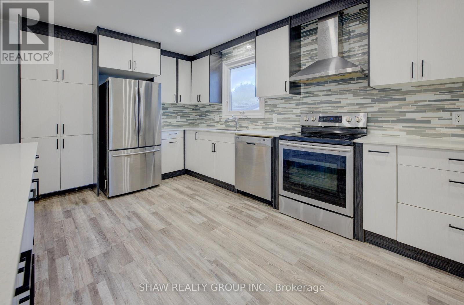 Photo 12 of 259 Lorraine Avenue, Kitchener ON