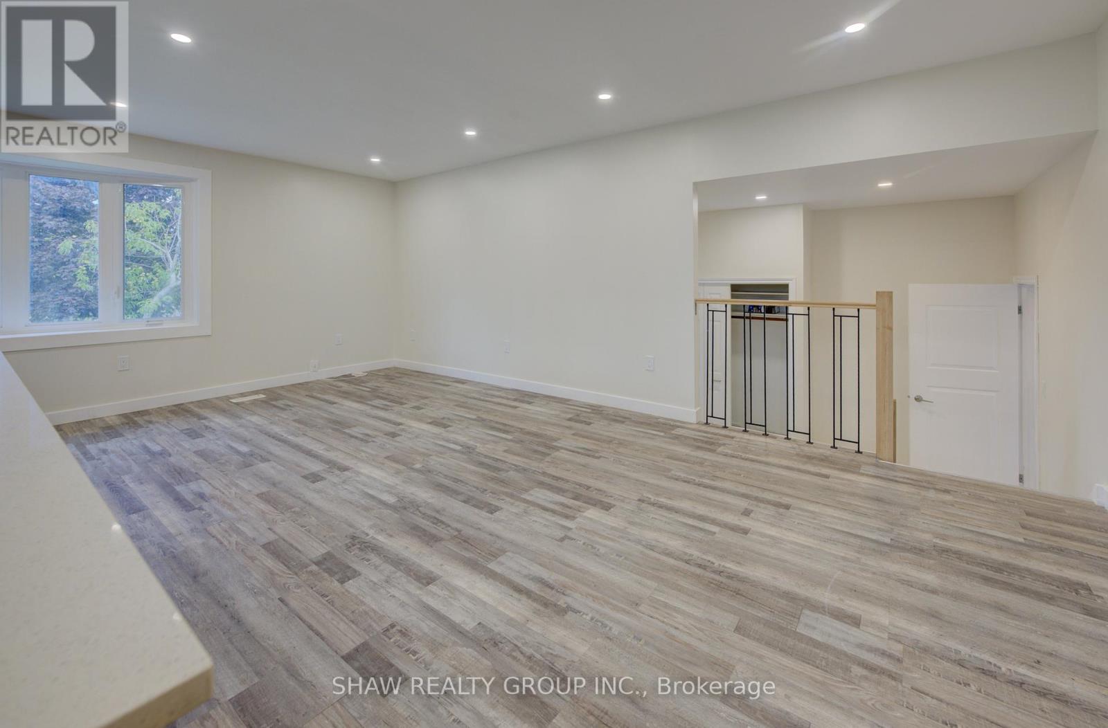 Photo 14 of 259 Lorraine Avenue, Kitchener ON