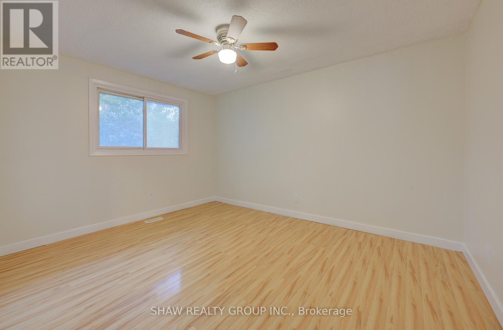 Photo 18 of 259 Lorraine Avenue, Kitchener ON