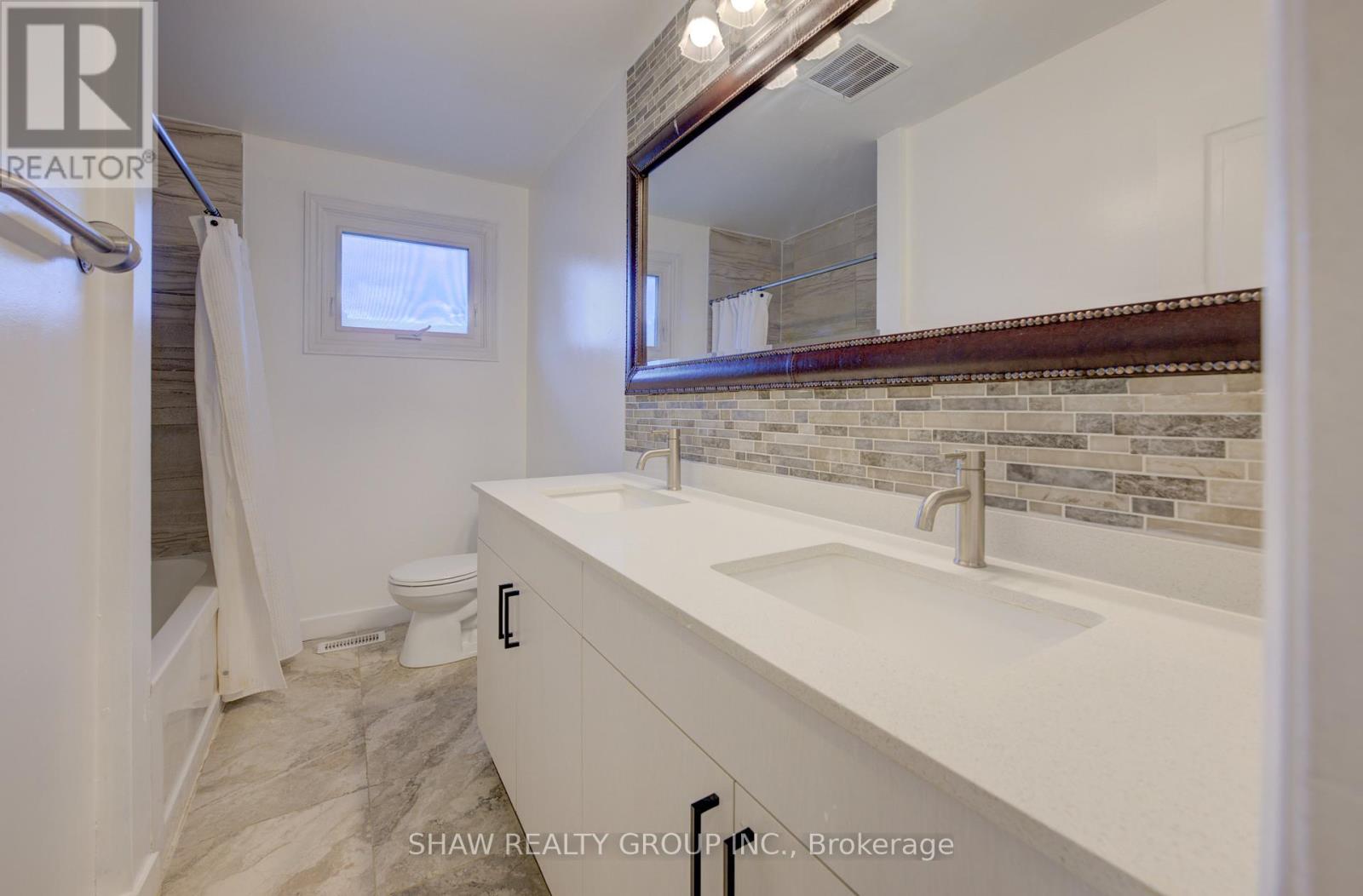 Photo 21 of 259 Lorraine Avenue, Kitchener ON