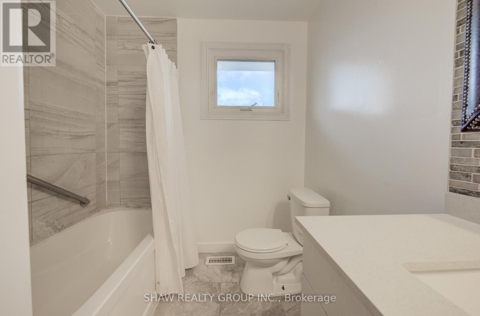 Photo 22 of 259 Lorraine Avenue, Kitchener ON