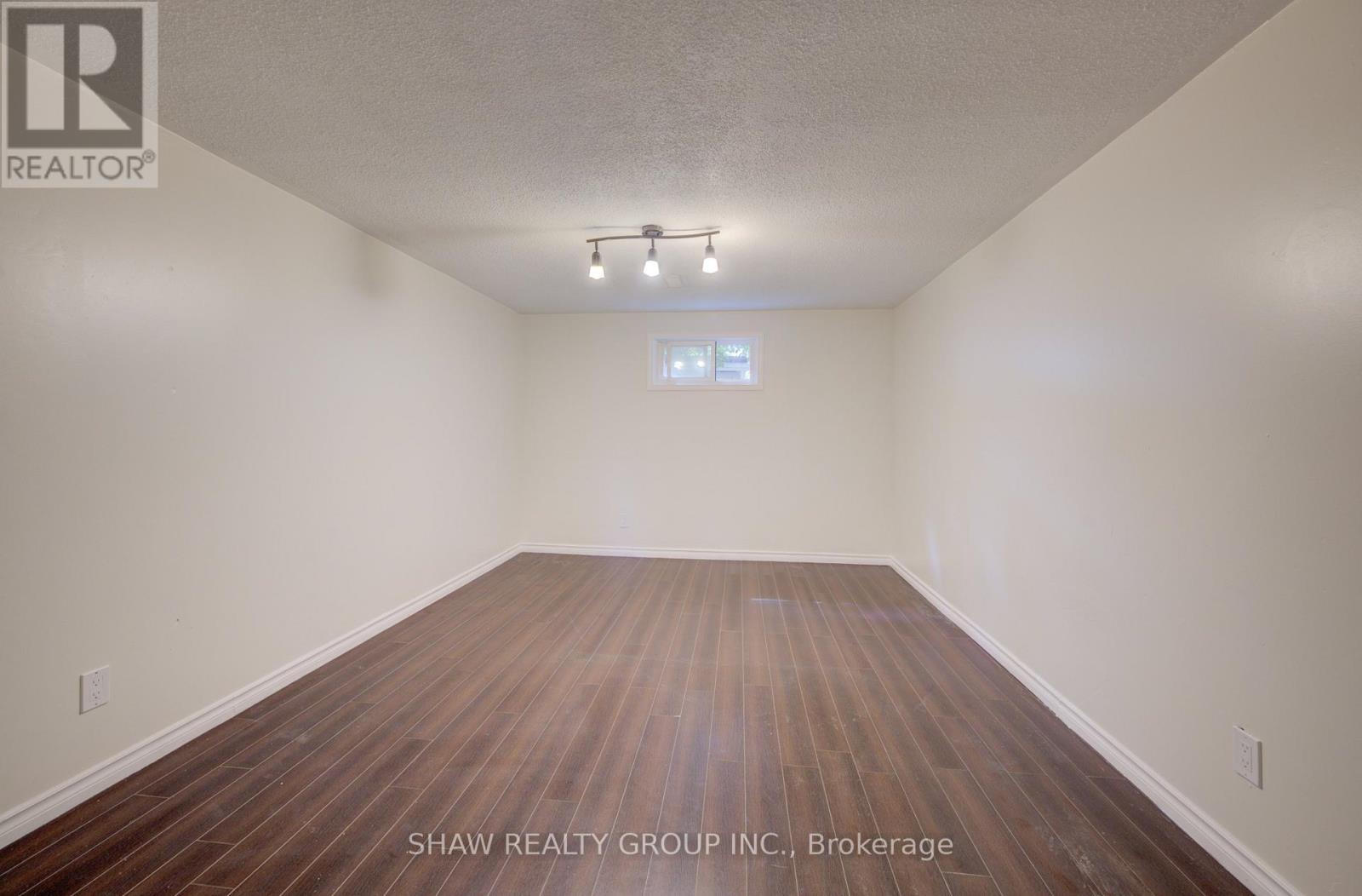 Photo 30 of 259 Lorraine Avenue, Kitchener ON