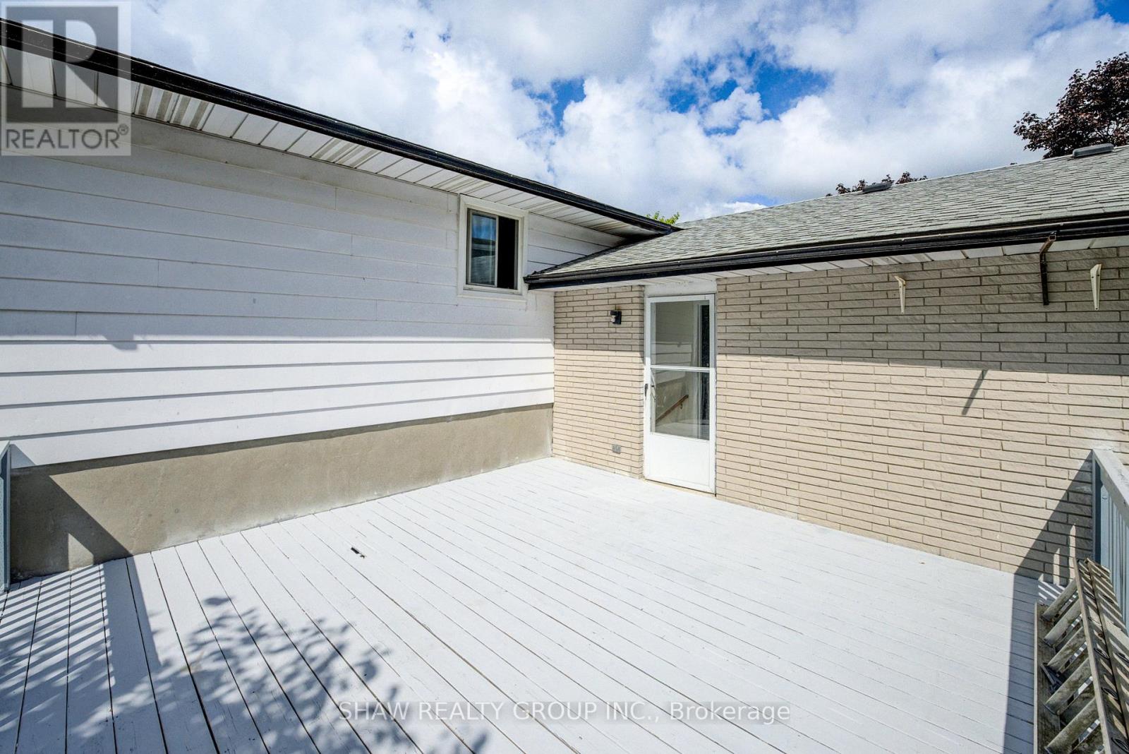 Photo 35 of 259 Lorraine Avenue, Kitchener ON