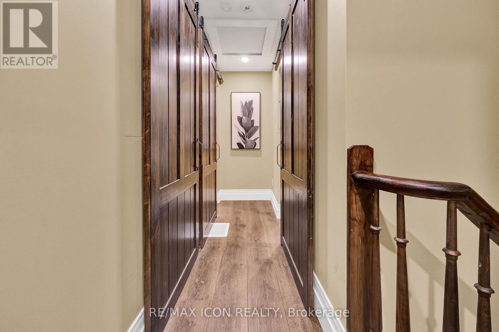 Photo 17 of 115 Cedar Street, Cambridge ON