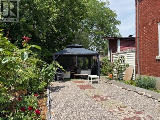 Photo 9 of 1047 Hollington Street, Ottawa ON