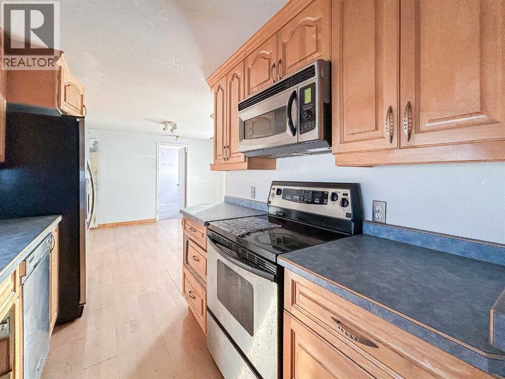 Photo 11 of 292 Grandview Crescent, Fort Mcmurray AB