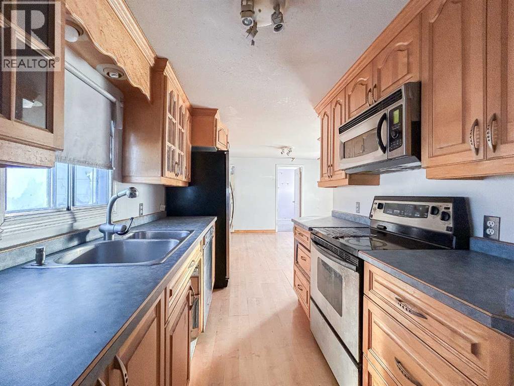 Photo 14 of 292 Grandview Crescent, Fort Mcmurray AB