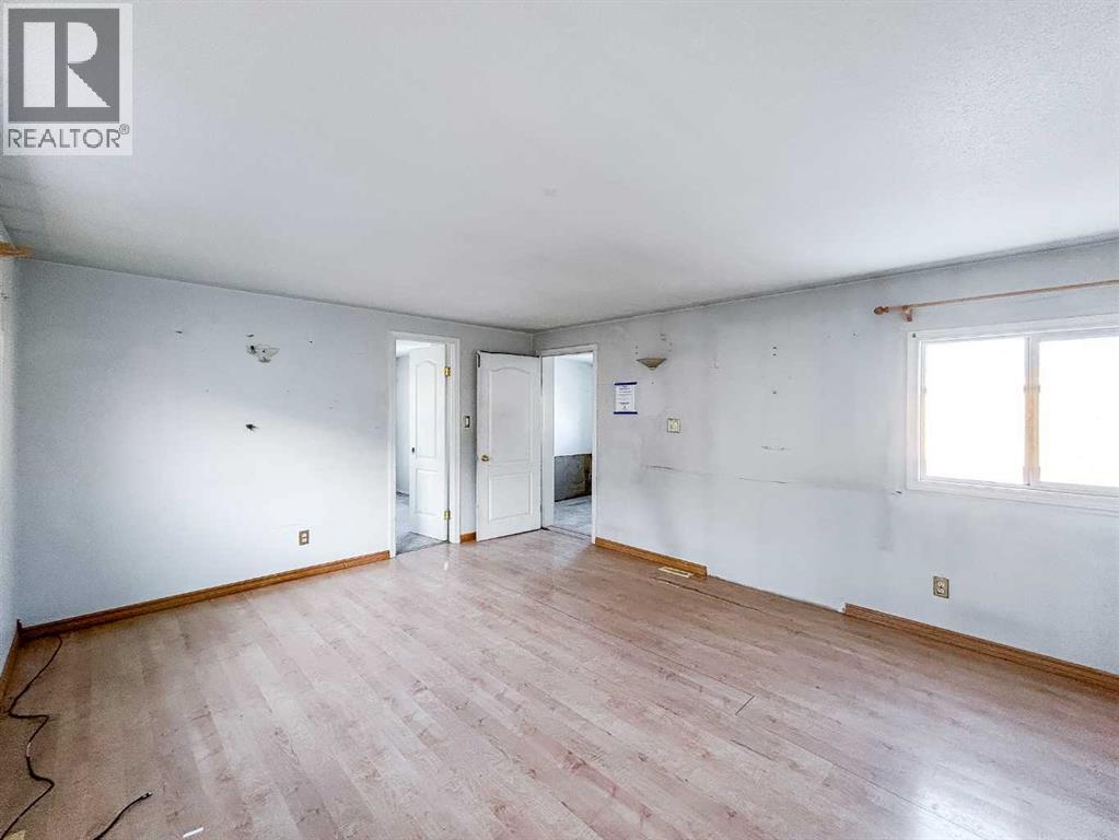 Photo 7 of 292 Grandview Crescent, Fort Mcmurray AB