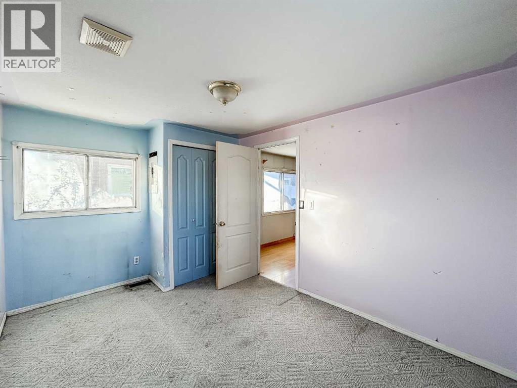 Photo 3 of 292 Grandview Crescent, Fort Mcmurray AB