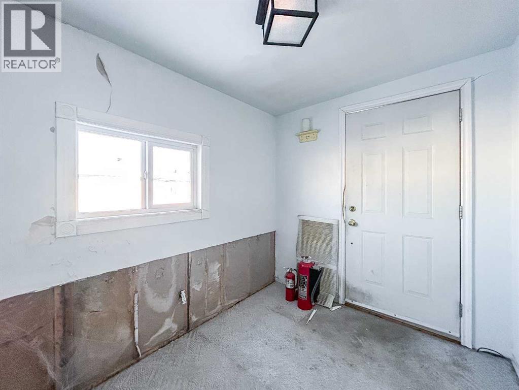 Photo 9 of 292 Grandview Crescent, Fort Mcmurray AB